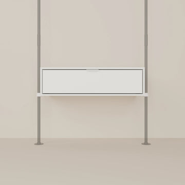 LIV 1 – Byrå | 1 låda att hänga i